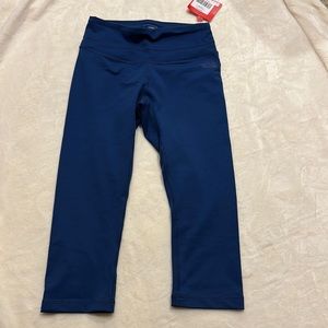 NWT The North Face Capri leggings